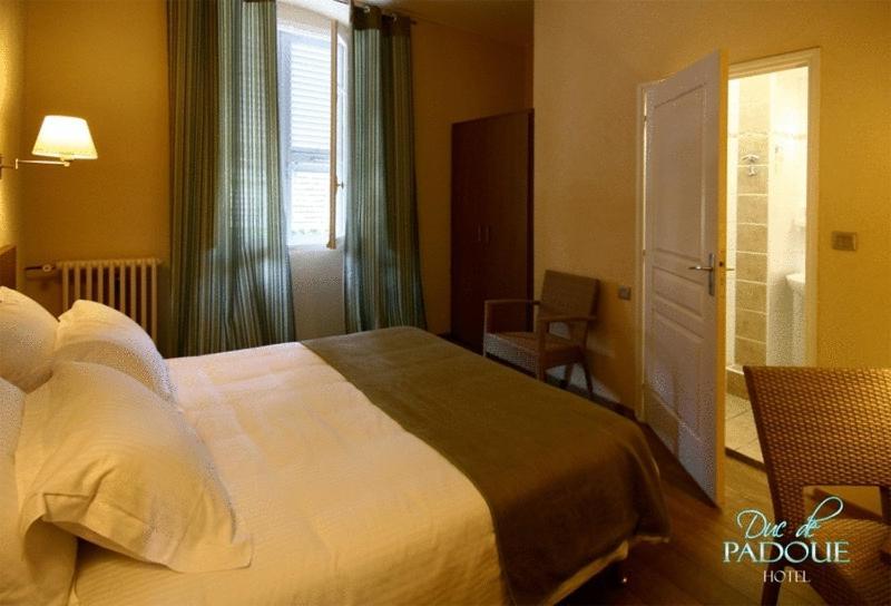 Hotel Duc De Padoue Корте Екстер'єр фото